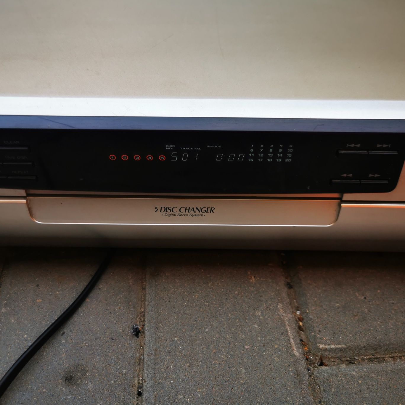 Odtwarzacz CD marki Kenwood