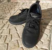 Sapatos Skechers pretos