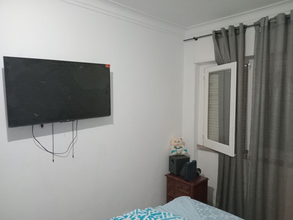 Arrendo quarto casal