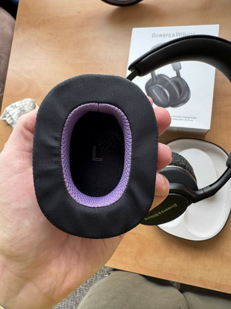 Bowers & Wilkins PX 7 S2