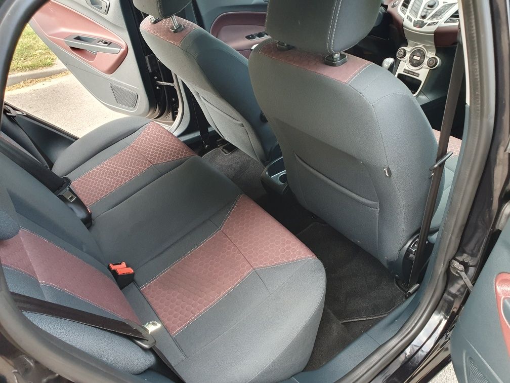/Fiesta/PlatinumX/1.6/120KM/Keyless Go/Klima/Alu 17/Super Stan/