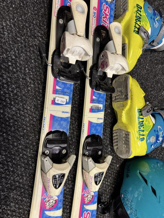 Zestaw Narty Junior TecnoPro 90cm + Buty Dalbello 20cm + Kask Bolle