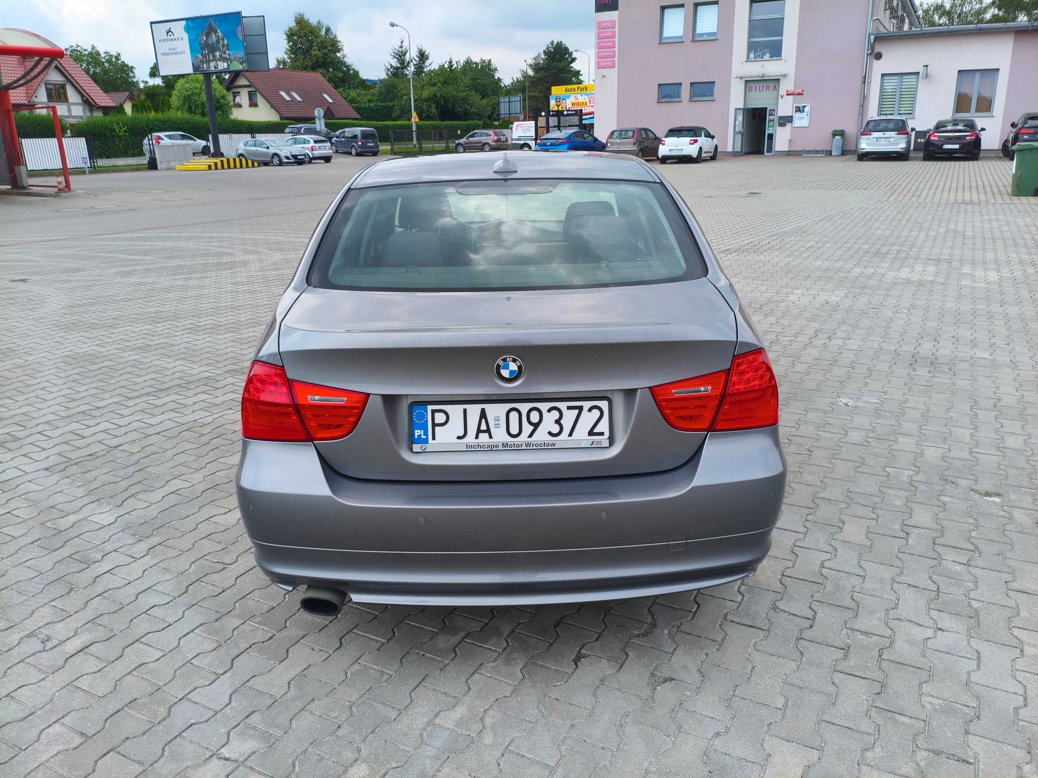 BMW E90 320i Automat keyless go biksenony