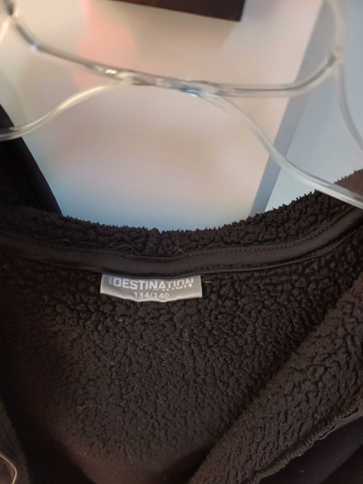 czarna bluza z kapturem chlopieca dla chlopca 134/140cm 9-10lat ciepla