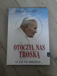 Otoczył nas troską