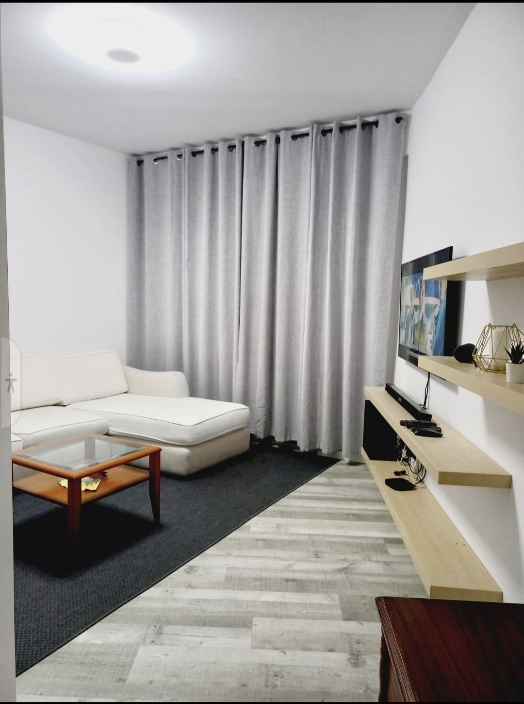 Quarto aluguel  em apartamento partilhado