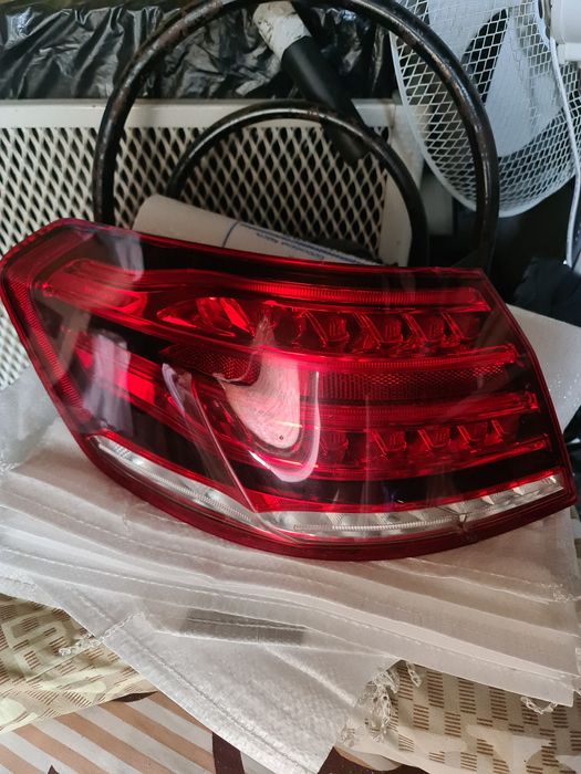 Фара на212 Мерседес Е класс.