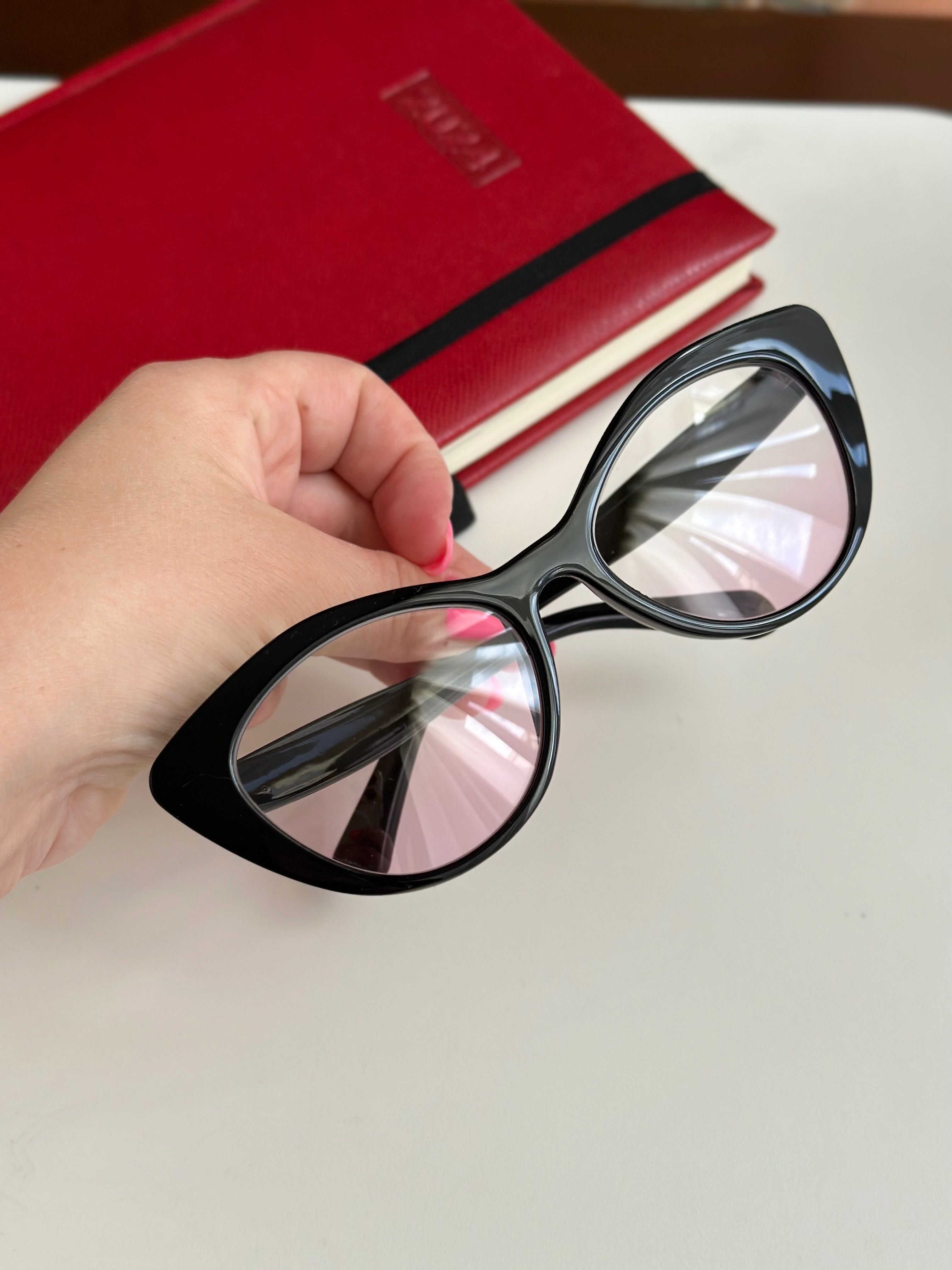 Okulary przeciwsłoneczne Miu miu + etui
