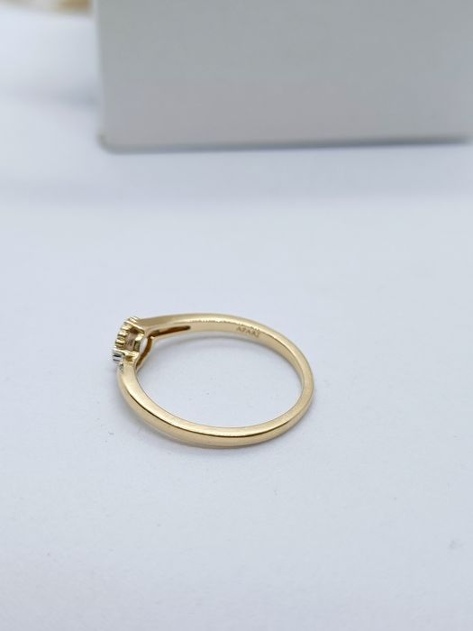 Klasyczny pierścionek ze złota z brylantami, Apart, złoto 585