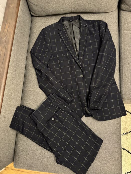 Чоловічий костюм