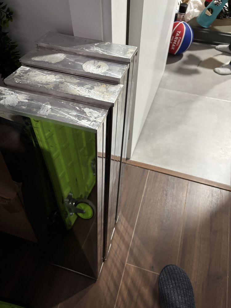 Mesa de jantar vidro e pes cromados por montar