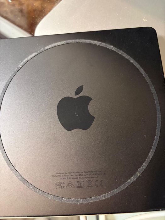 Imac 21.5'' 8GB i5 c/disco externo URGENTE