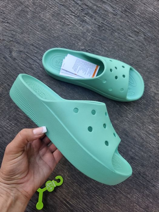 Розпродаж  шлепки 
Шлепки 
Classic platform slide