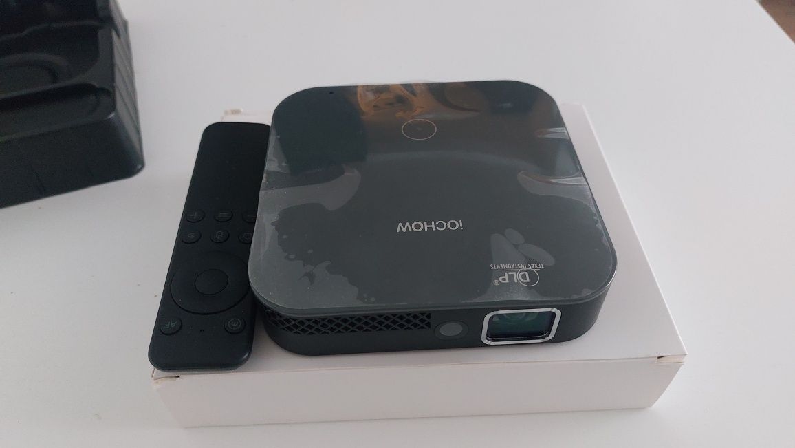 Projektor DLP IOCHOW io4