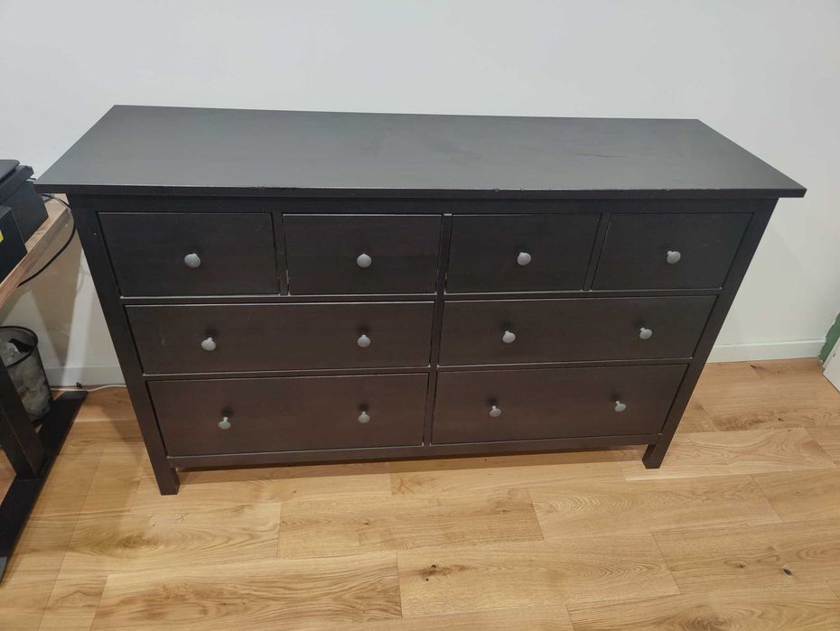 Komoda Hemnes IKEA czarnobrązowa +2 stoliki nocne Hemnes czarnobrązowe