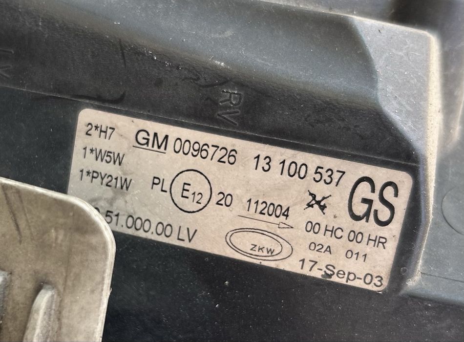 Farol Dianteiro Esquerdo Opel Corsa C