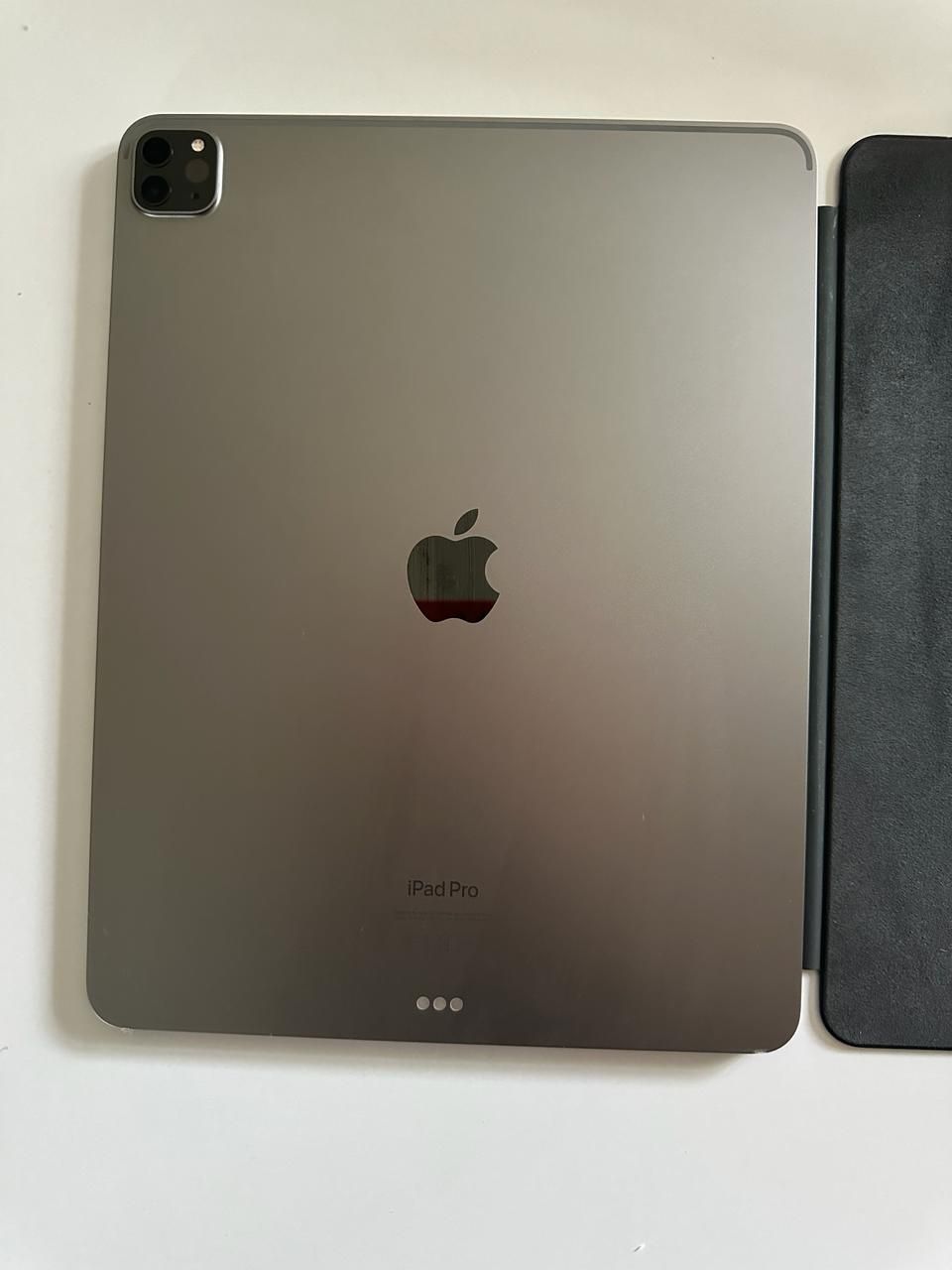 iPad Pro 12.9 cali 6 generacja 128gb w zestawie z klawiatura i myszka