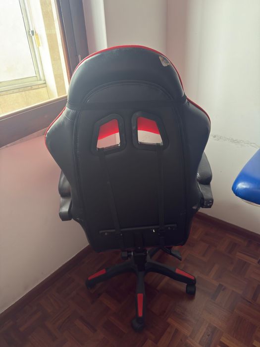 Vendo cadeira gamer pouco usado