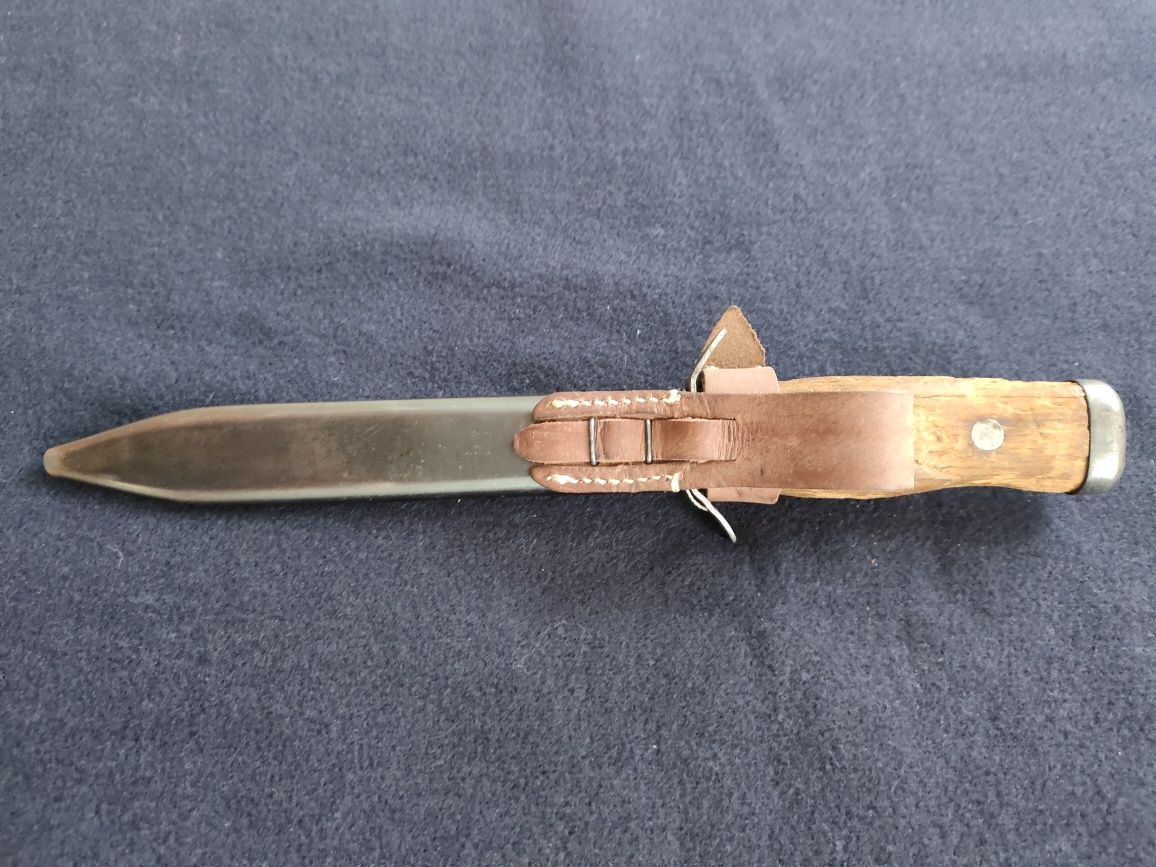 Oryginalny nóż wz.55 zgodne numery
