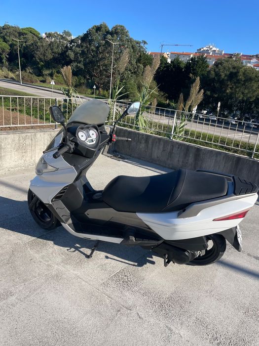 Scotter 125cc em bom estado