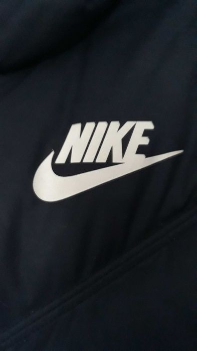 Kurtka Nike puchowa oryginał XL do połowy łydki plus czapka z kominem