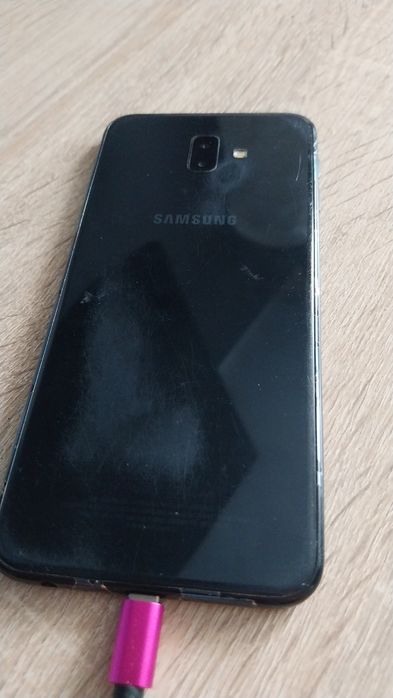 Samsung Galaxy J6+