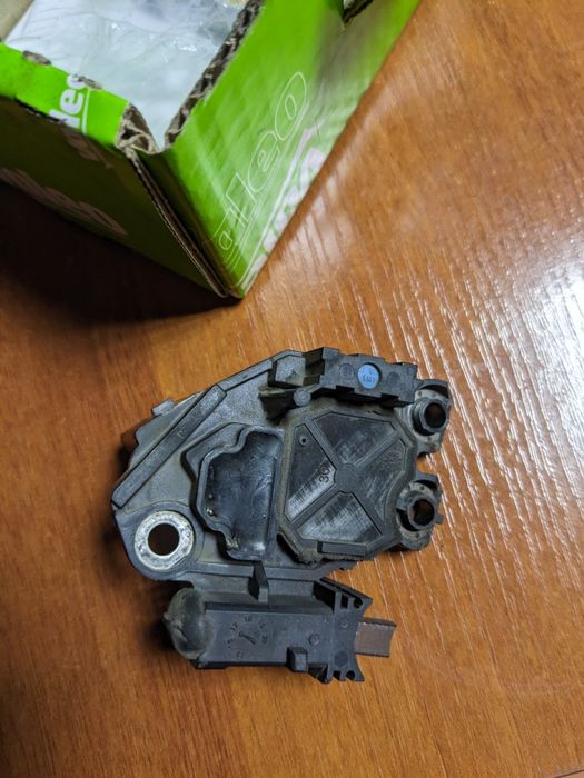 Valeo реле - регулятор генератора (реле зарядки) 599317 2714121