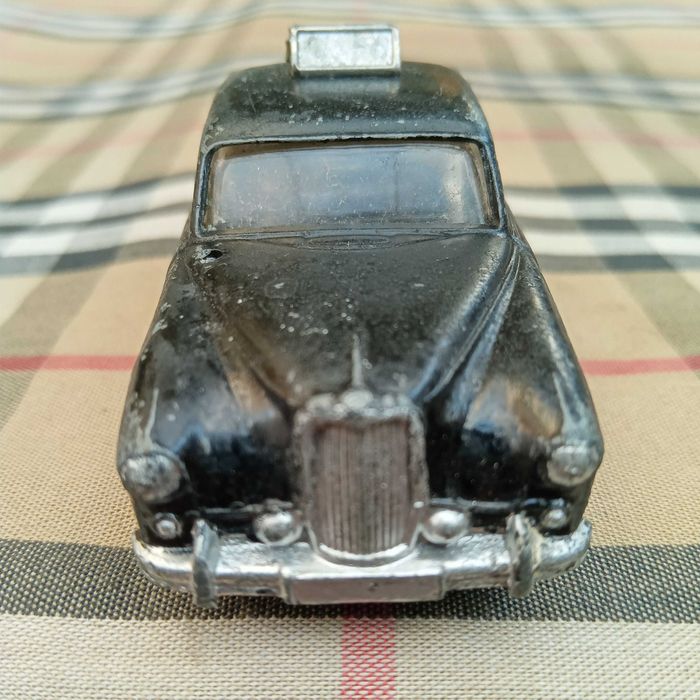 Riley Pathfinder Police - Corgi toys