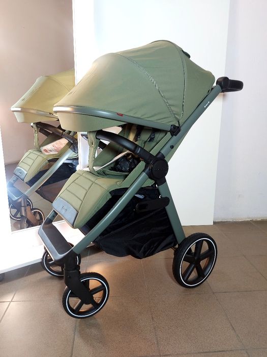 Прогулочна коляска 2025 року новинка CARRELLO BRAVO DELUX SL