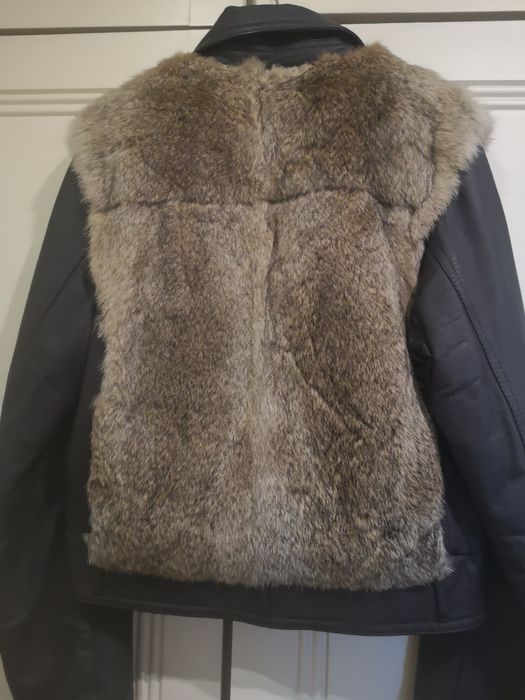 Blusão em Pele de coelho e couro