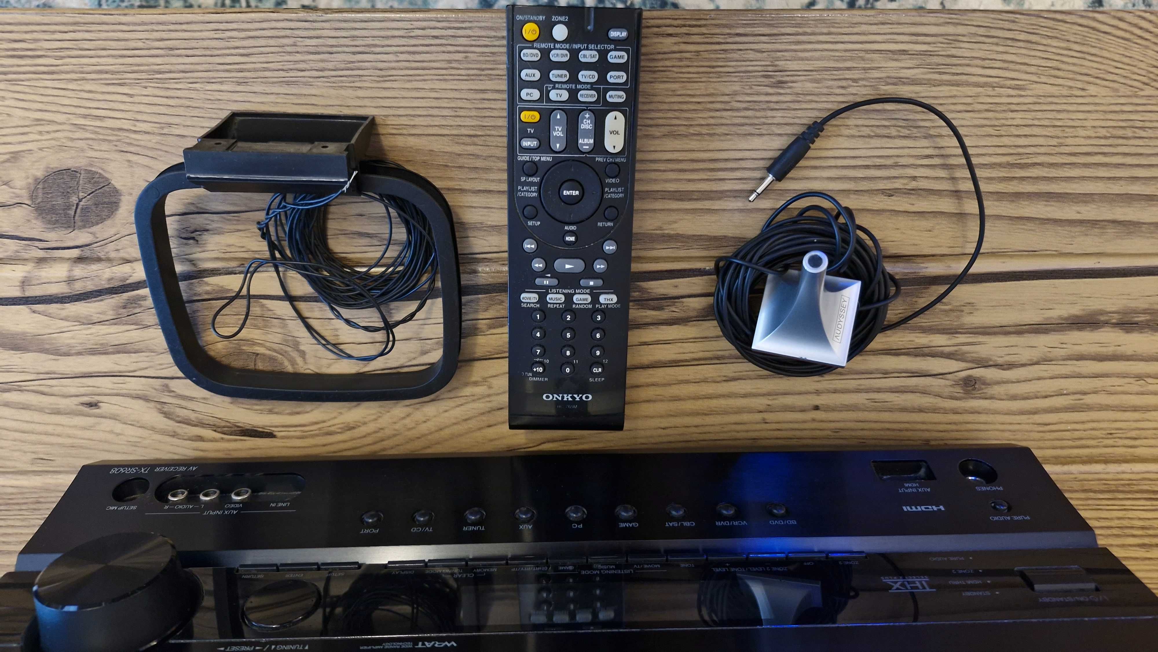 Onkyo amplituner TX SR608