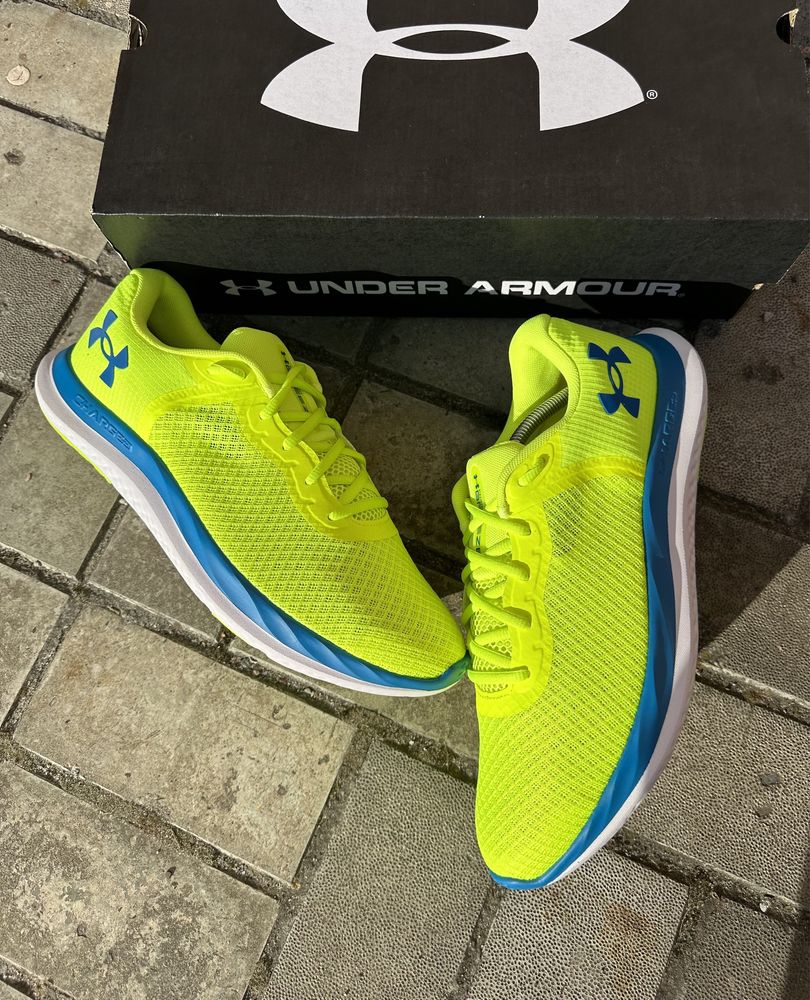 кроссовки Under Armour Ua Charged Breeze 3025129-300  ОРИГИНАЛ