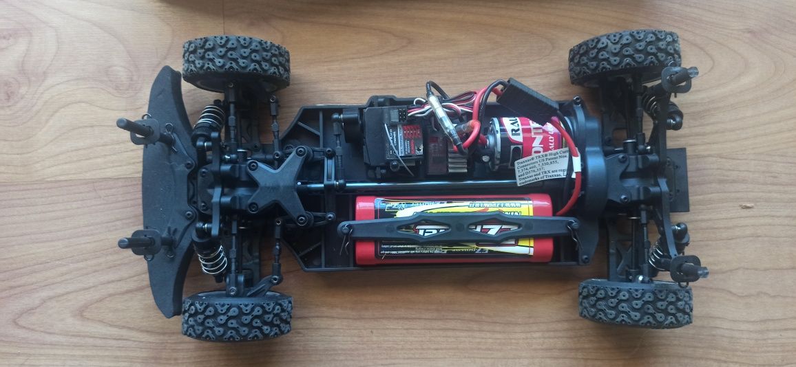 Carro telecomandado rally