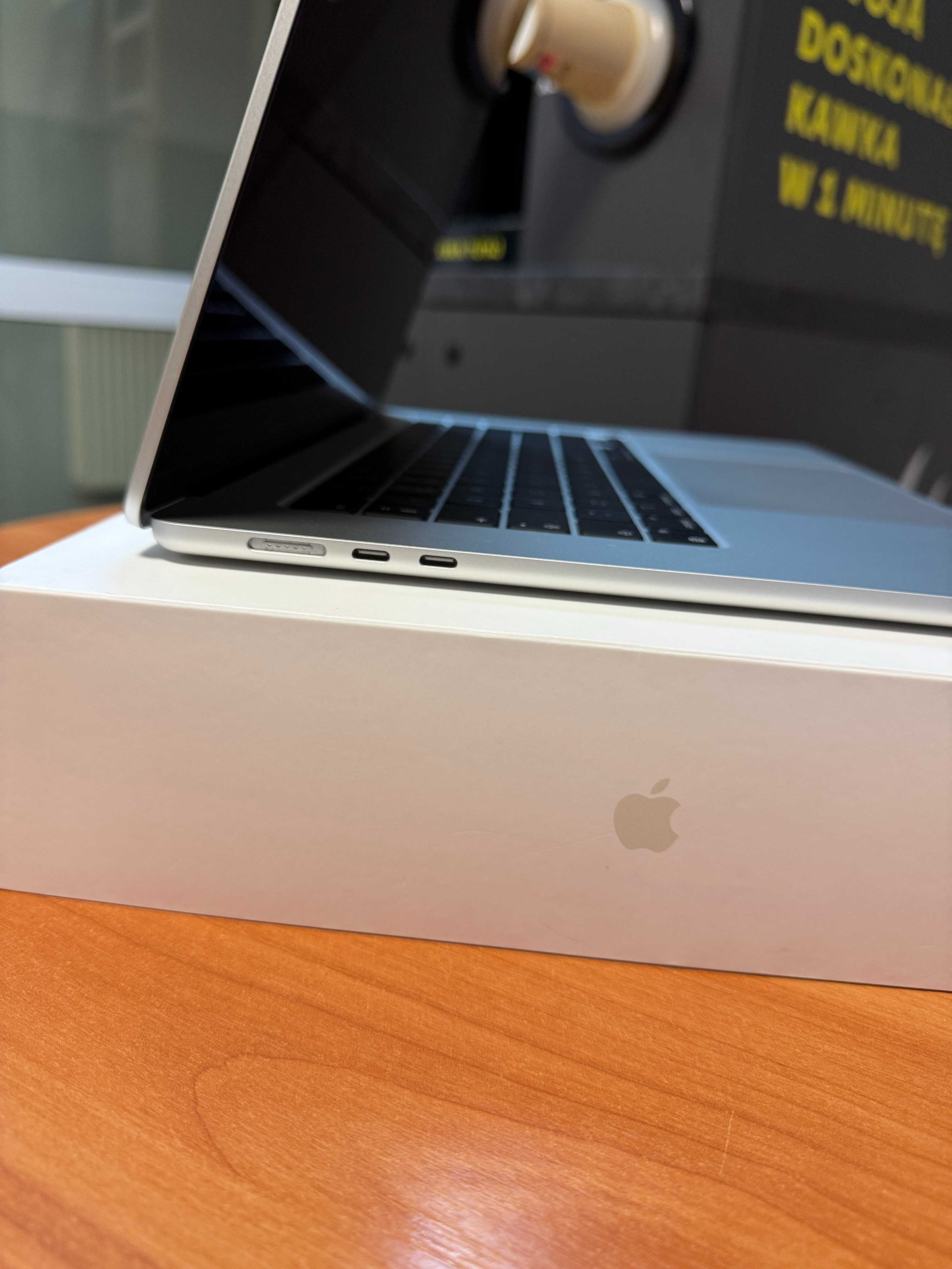 Apple Macbook Air M2 15 - Wrocław