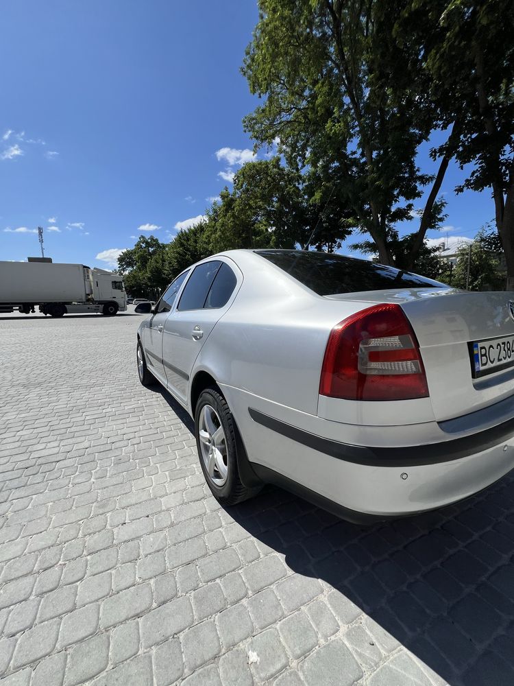 Продам шкода а5 октавія