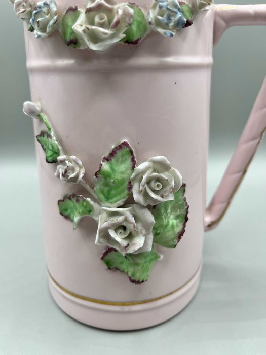 Jarro em cerâmica rosa