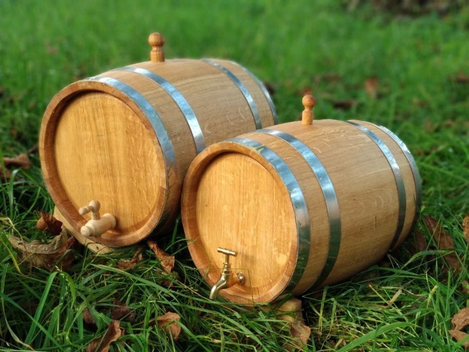Дубові бочки герметичні, якісні. Діжка дубова. Гарний вигляд.