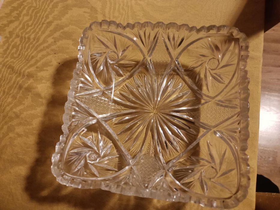 Zestaw Misy Patery Kryształy Dekoracje