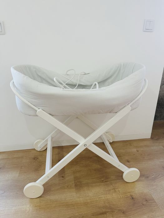 Vendo alcofa de bebe como nova da Zara