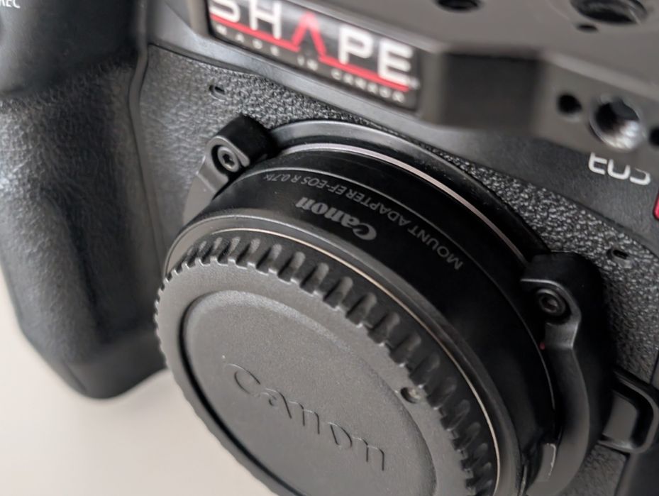 Canon EOS C70 com acessórios