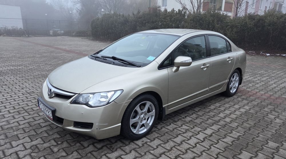 Honda Civic sedan VIII 1.8 vtec 140KM 2008 Polski salon Niski przebieg
