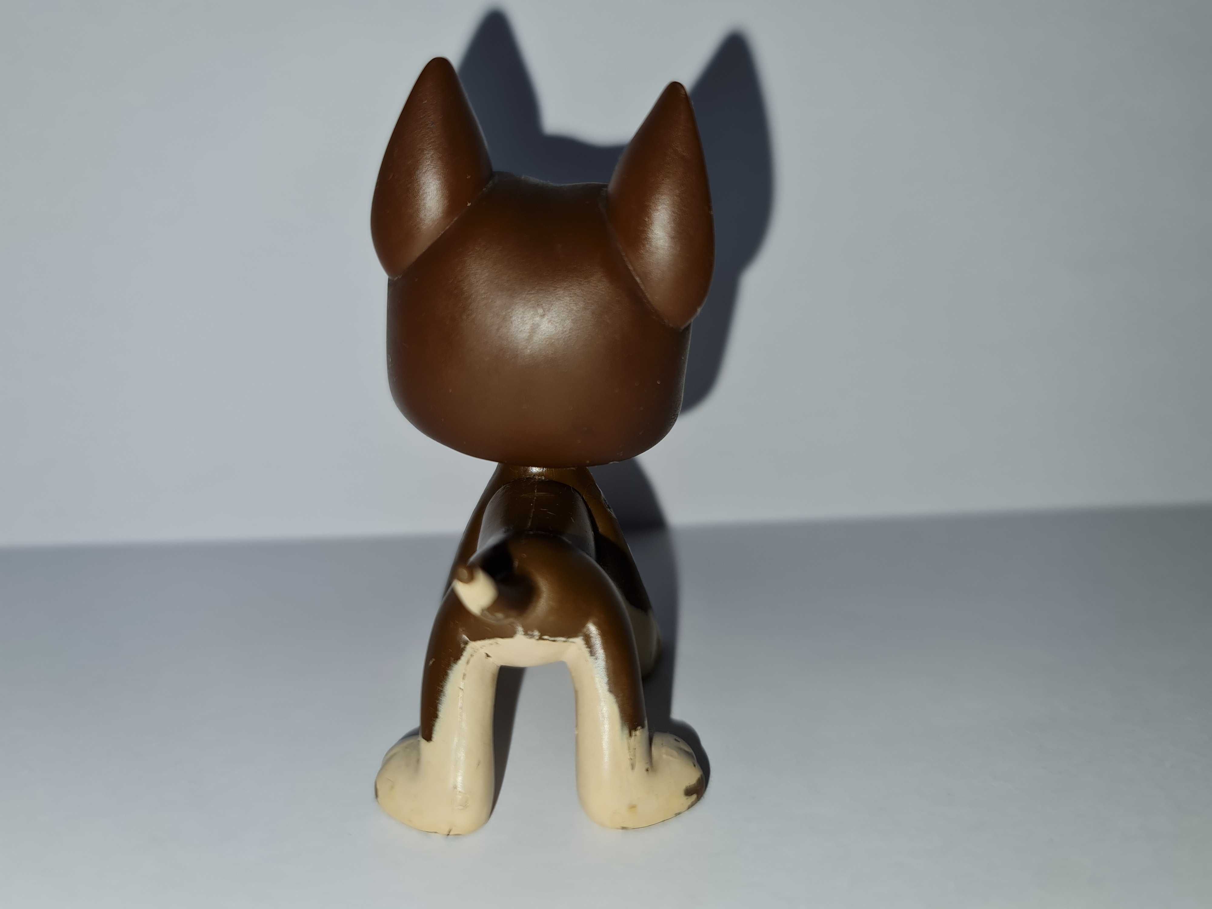 Oryginalny piesek Littlest Pet Shop LPS DOG niemiecki #817