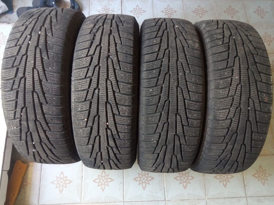 Зимові шини Nokian Tyres 195.60 R15