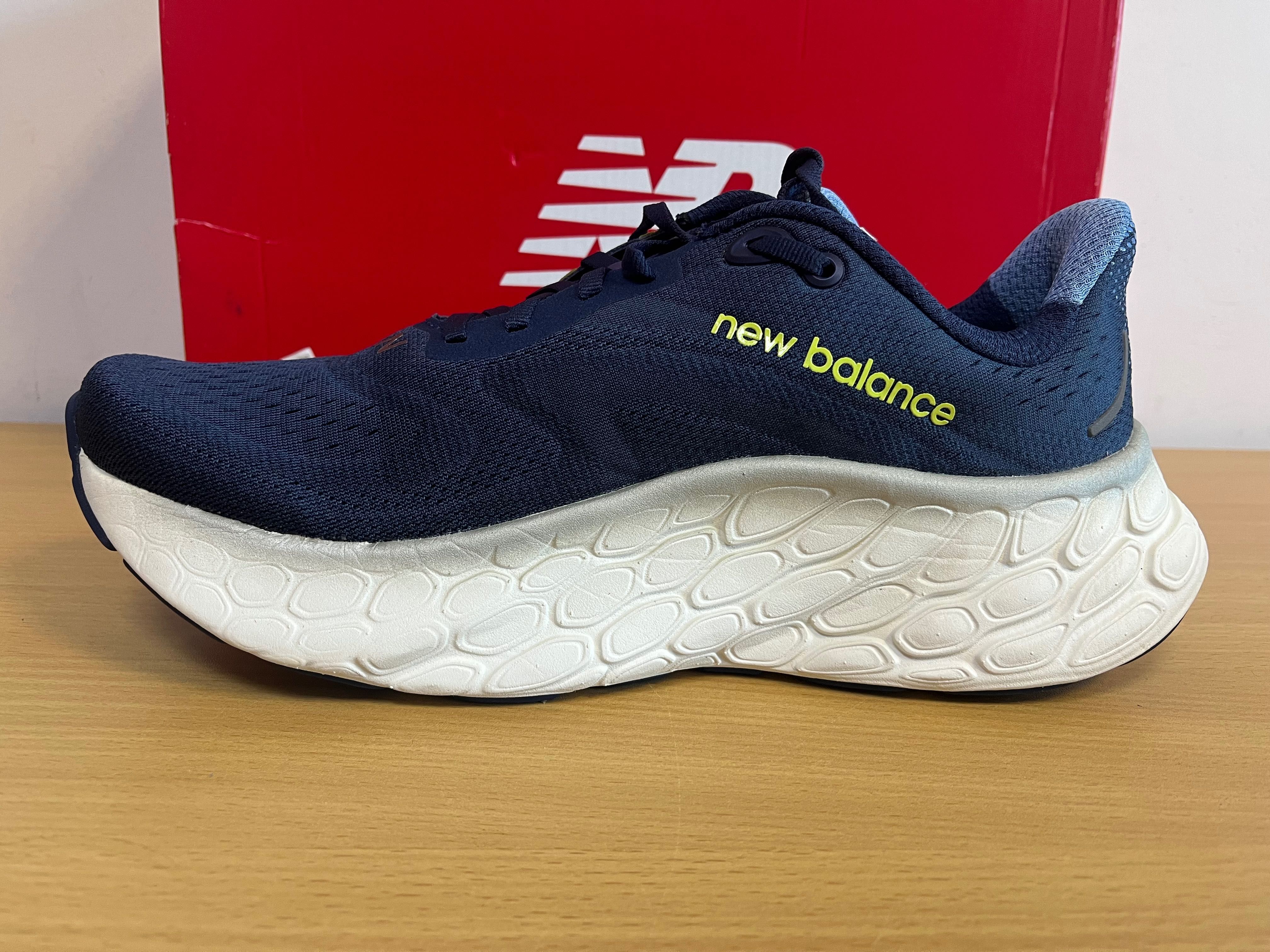 New Balance Fresh Foam X More V4 r42,5