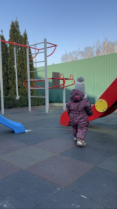 Продам комбінезон дитячий для дівчинкі