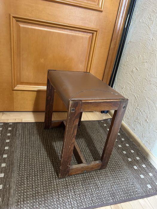 Sprzedam taboret / stołek drewniany