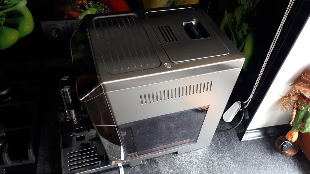 Кофемашина DeLonghi Prima Donna Elit