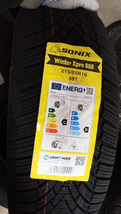 Opony zimowe Sonix 215/65r16 nowe - cena za komplet 4x