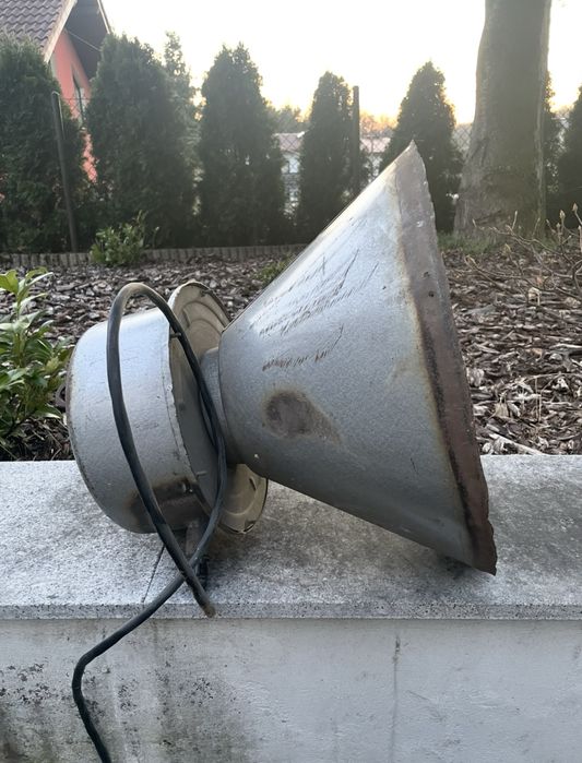 Duża lampa przemysłowa PRL