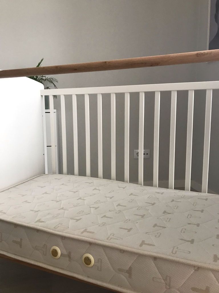 Berço cama bebê com colchão